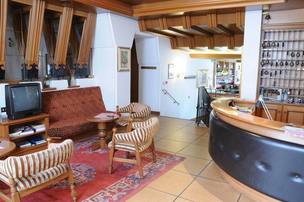 Hotel Carlone Breguzzo Exterior photo